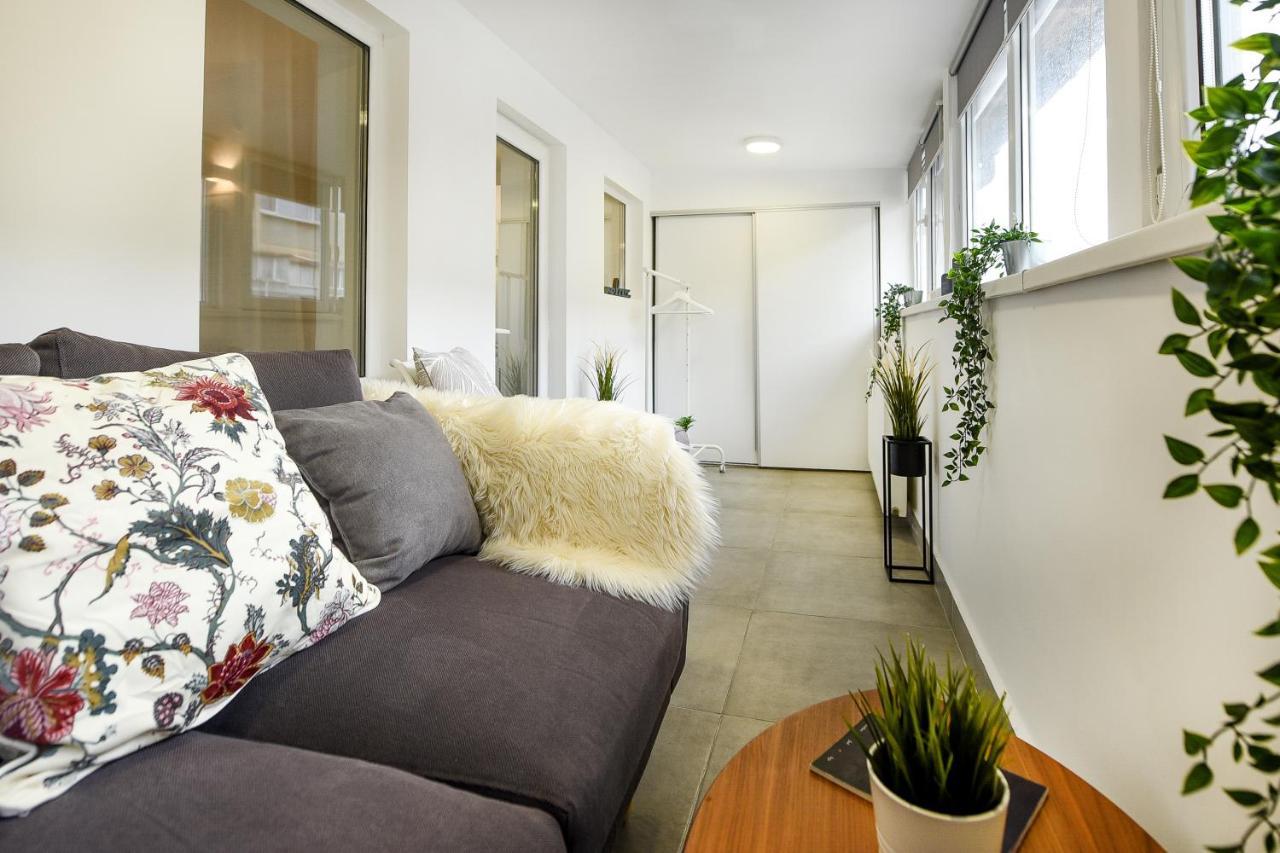 Spacious 1Br In The City Center - Amazing For Extended Stays Βουκουρέστι Εξωτερικό φωτογραφία